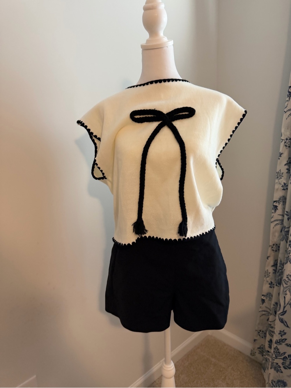 Zara Black and Cream High-Waist Shorts